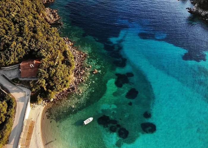 Prima Vista Beachfront Boutique Hotel Sívota