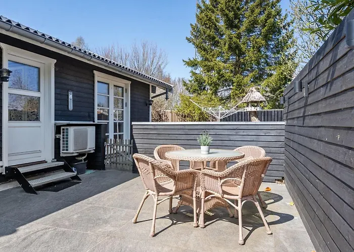 Holiday Home Ollegaard - 1Km From The Sea By Interhome Dronningmølle