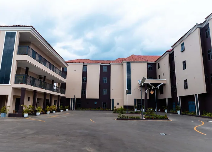 Hotel King Georges Court Mama
