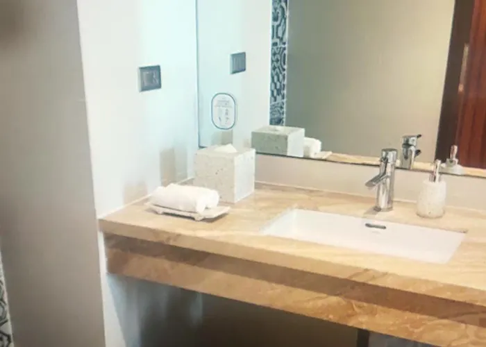 Tropical Vista Suites Bay Nha Trang