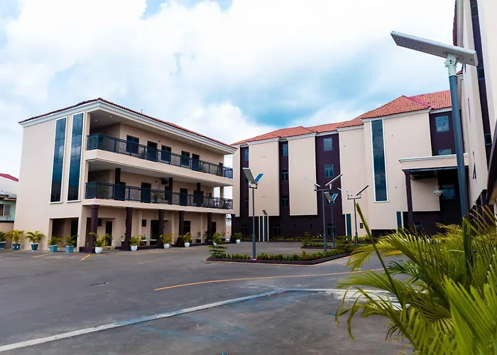 Hotel King Georges Court Mama