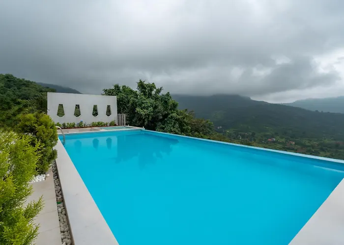 Green Atlas Villa With Infinity Pool Turf Theatre Jacuzzi - Official - Greenatlasvilla-Com Malavli