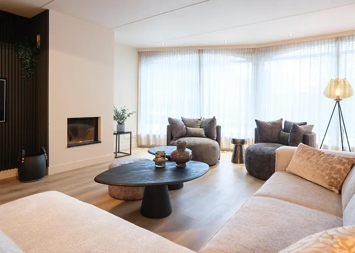 Villa Familienhaus Rheeze mit Whirlpool | 10 personen