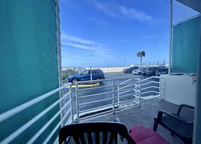 Wonderful Apartment On The Beach Daytona Beach