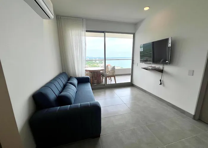 Apartamento Familiar En Santa Marta Con Vista Al Mar Y La Sierra