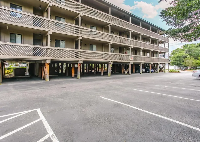 Poolside Fun + Ocean Strolls: Myrtle Beach Oasis!