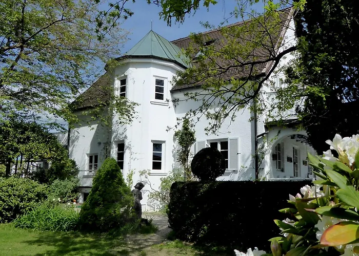 Am Eichholz Galerie&Art-Hotel Murnau am Staffelsee