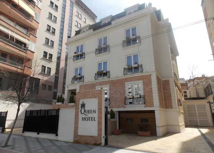 Hotel Queen Selitë e Vogël