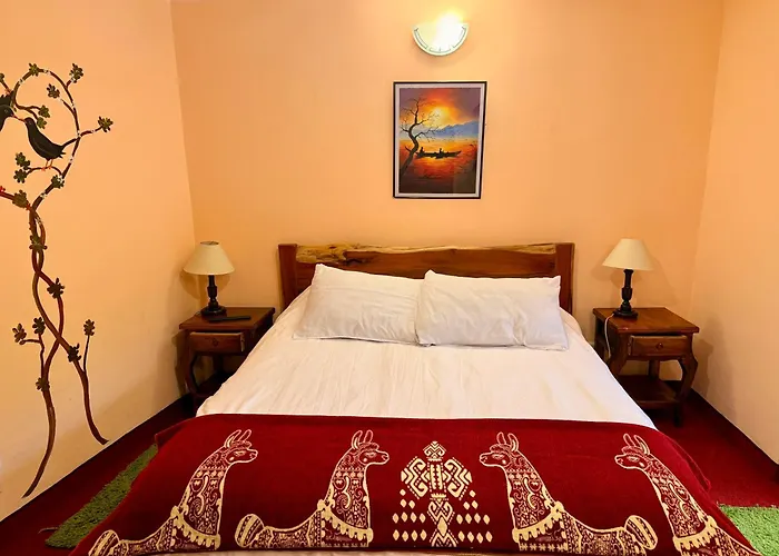 Itchimbia Garden Quito Suites Coloniales Renovadas Con Vista A La Cordillera De Los Andes De Quito