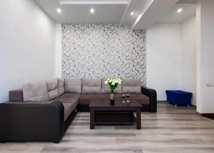 Northern Avenue, 1 Bedroom Modern, New Euro Renovated Apartment Hh399 Erivan
