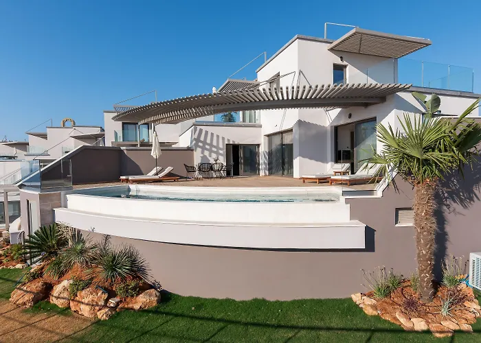 Onira Suite Dreams Limenas Chersonisou