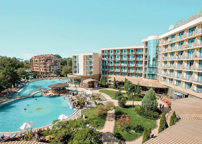 Tiara Beach Slantschew brjag