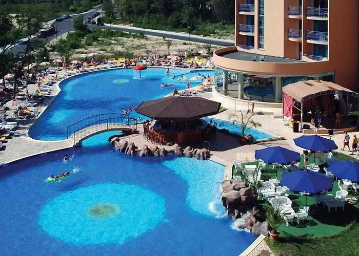 Tiara Beach Slantschew brjag