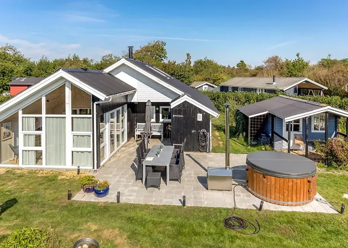 Holiday Home Gudmundine - 350M To The Fjord By Interhome Tarm