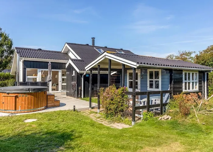 Holiday Home Gudmundine - 350M To The Fjord By Interhome Tarm