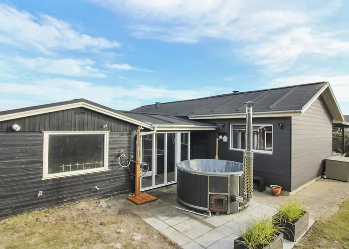 Holiday Home Jespar - 300M From The Sea By Interhome Løkken