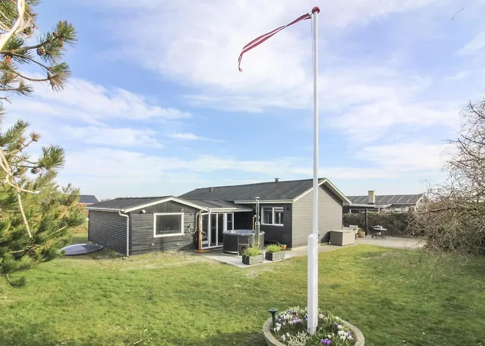 Holiday Home Jespar - 300M From The Sea By Interhome Løkken