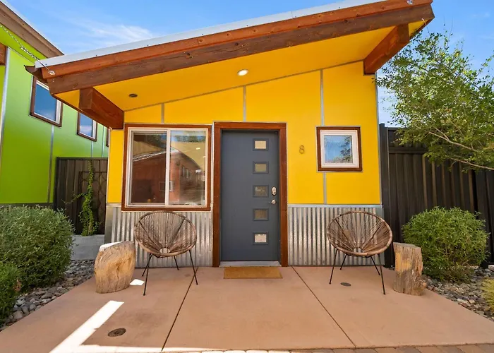 Downtown Kokopelli West 8 - Newly Remodeled Stylish Studio Moab