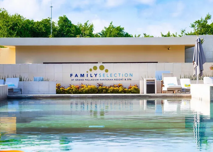 Family Selection At Grand Palladium Kantenah Resort & Spa Akumal