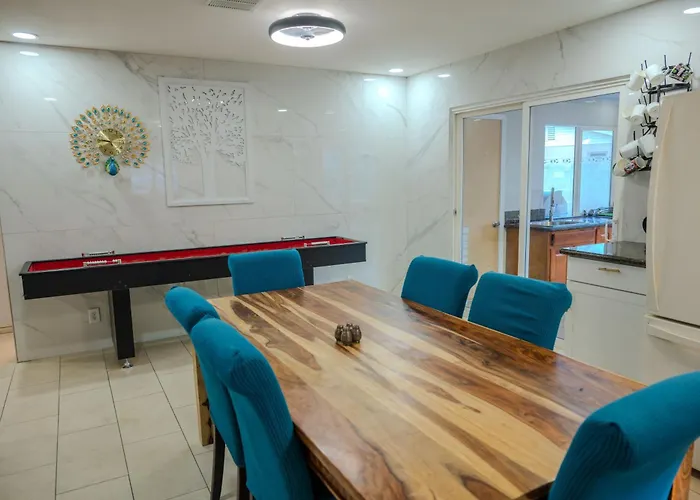 Luxury Home /Pool/Spa/Games/ 3 Mi Vegas Strip Las Vegas