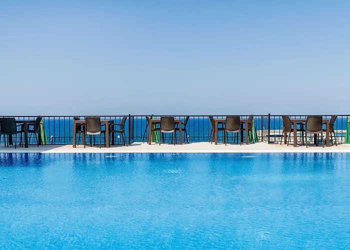 Olivia Palm Hotel Kyrenia 