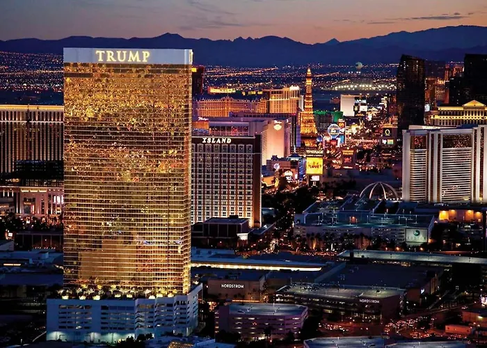Five Star Trump Hotel No Resort And Cleaning Fees Las Vegas