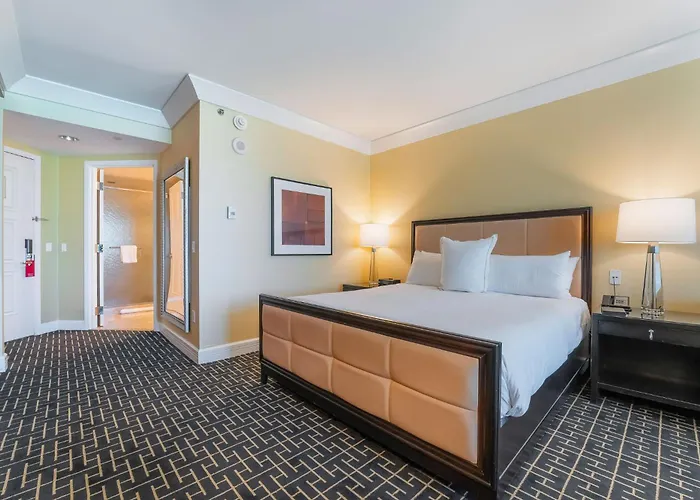 Five Star Trump Hotel No Resort And Cleaning Fees Las Vegas
