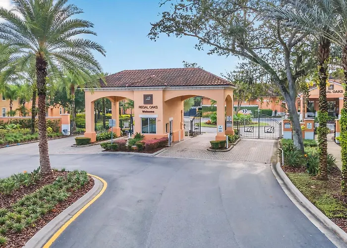 Waterfront Paradiseclose 2 Disneygated Community Orlando