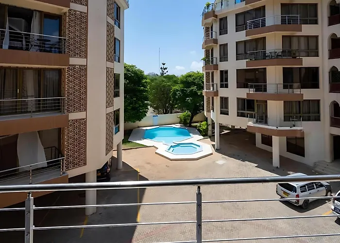 Nyali Beachluxe 3Bdr Pool Beach-Access Mombasa