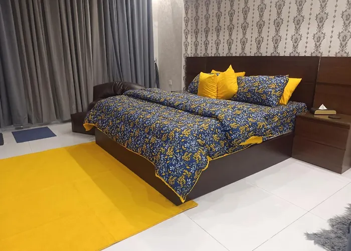 Villa Comflux Bahria Lahore