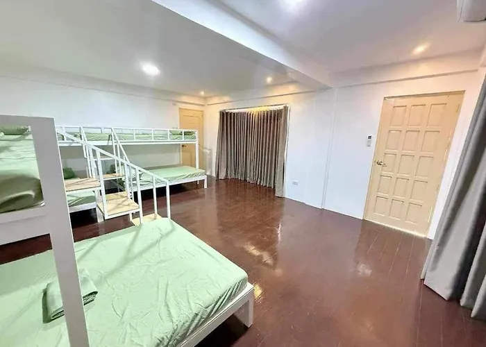 Casa Sakura Family Room Calamba 