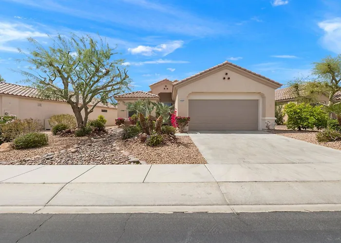 Palm Desert Ca Sun City Home Golf Pools Rec
