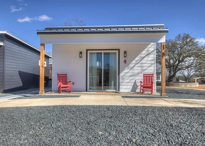 Pop 4 W/Hot-Tub + Close To Main St Fredericksburg