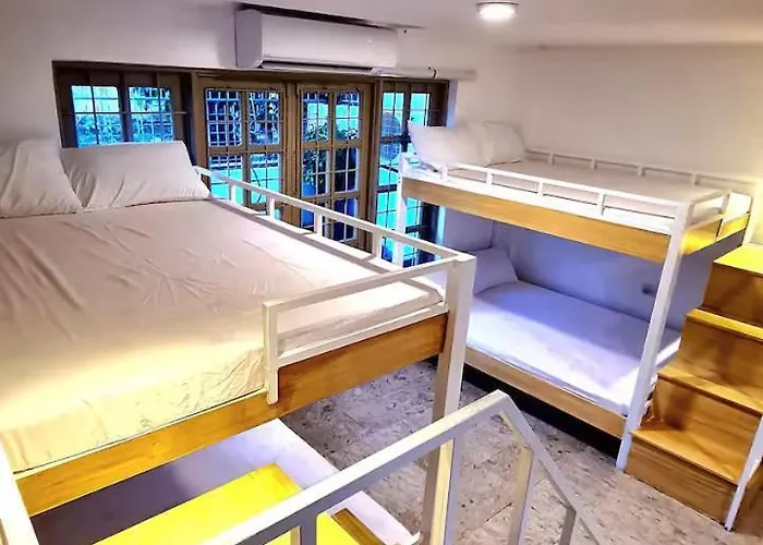 Casa Sakura Family Room Calamba 