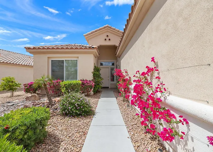 Palm Desert Ca Sun City Home Golf Pools Rec