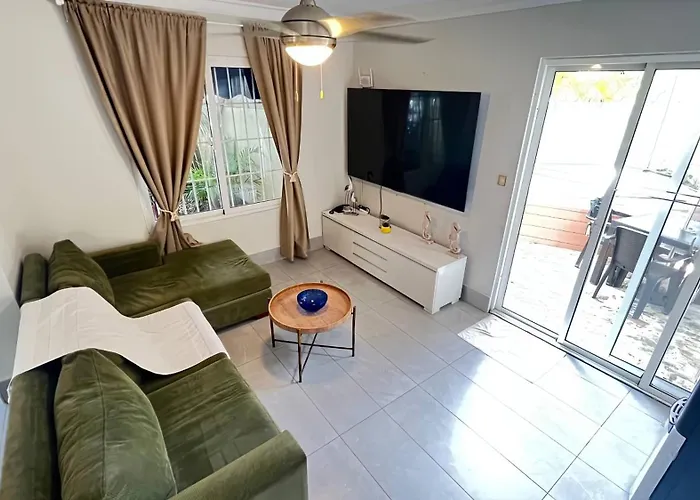 Villa Familiar Con Jacuzzi Privado Cerca De Las Playas De Juan Dolio Villa Del Mar