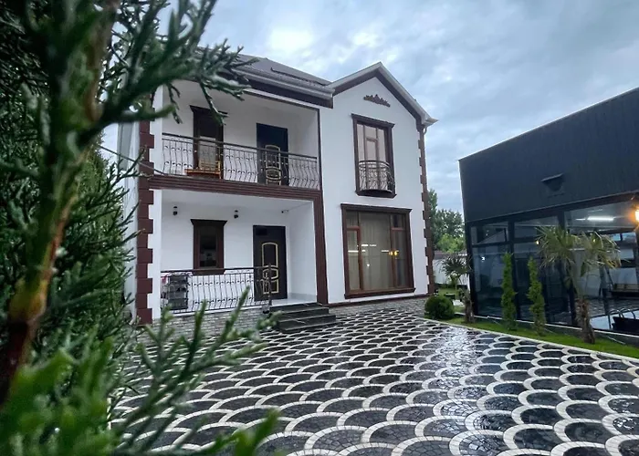Milan Charming Villa With Indoor Heated Pool And Jacuzzi Qəbələ
