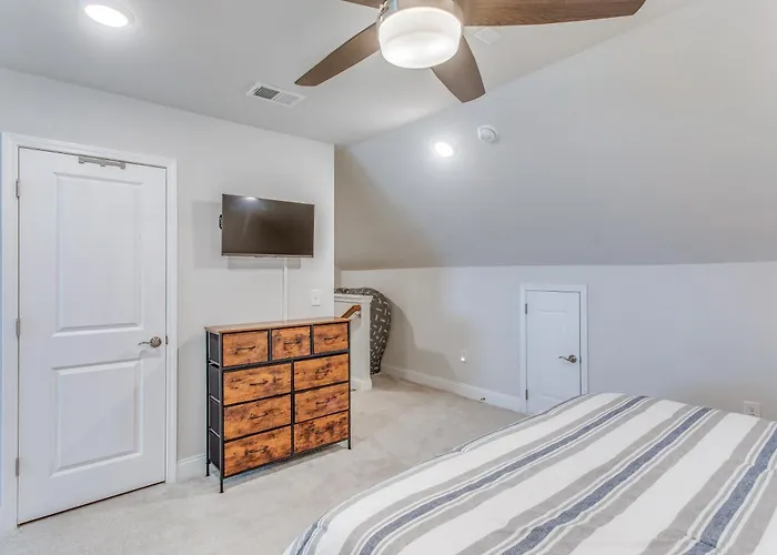 Barefoot Resort Golf Getaway: Pool + Beach Shuttle Myrtle Beach