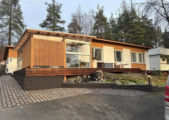 Private Home With Hot Tub & Sauna Rovaniemi