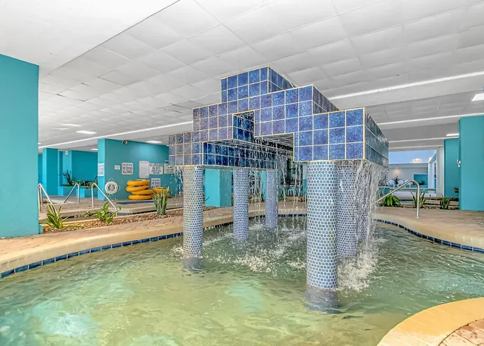 Charming Condo- Steps From The Beach! Landmark 320 Myrtle Beach