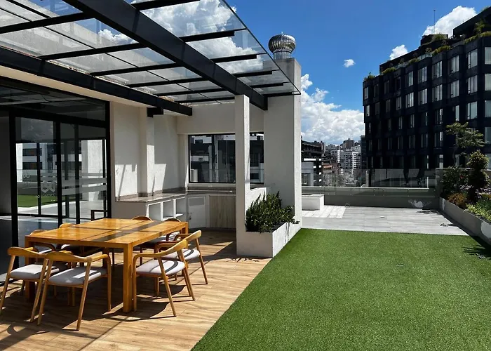 Departamento La Carolina - Centro Financiero Y Comercial Quito