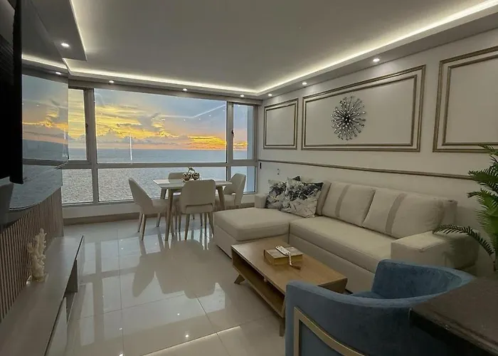 Apartamento En Palmetto Sunset Frente Al Mar Piso 20 Cartagena 