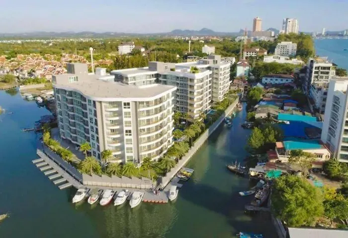 1 Bedroom Apartments In Whale Marina Condo Pattaya Thailand Na Chom Thian