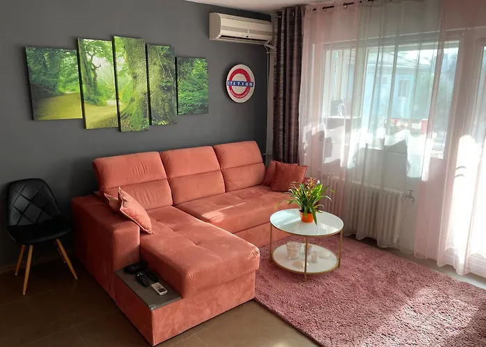 Ferienwohnung La Giuliano Craiova