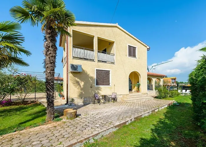 Ferienwohnung Josipa With Whirlpool Poreč