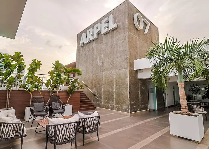 Upscale City Center Condo Pool Santo Domingo