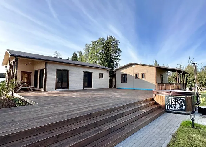 Villa Vlada Retreat Houses Garsmuiza