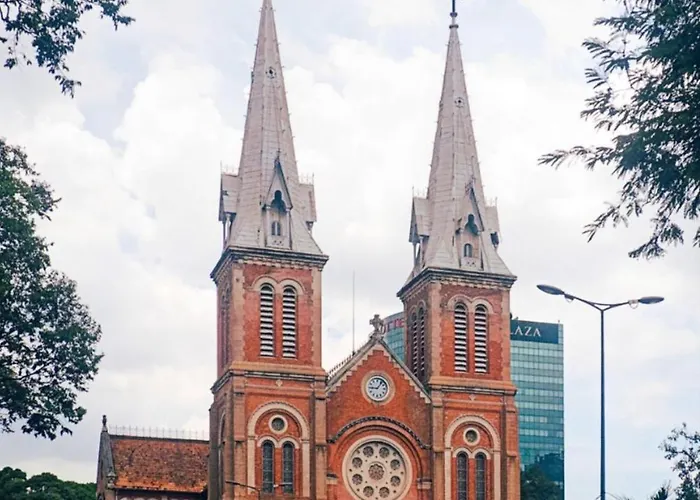 Grand Milestone Inn Saigon Hotel - Ben Thanh Market Ho-Chi-Minh-Stadt