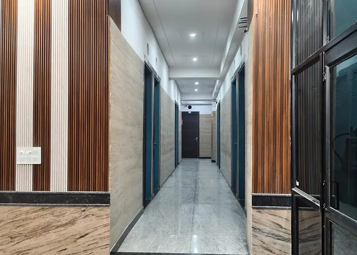Yashdeep Hotel Jāmb