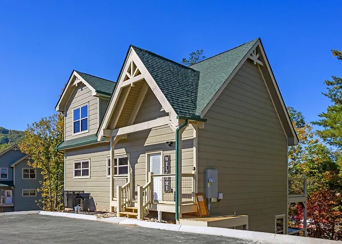 Villa The Cozy Crest W Private Pool N Hot Tub Pigeon Forge